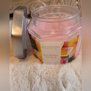 Plumeria Petals Pink Scented Candle